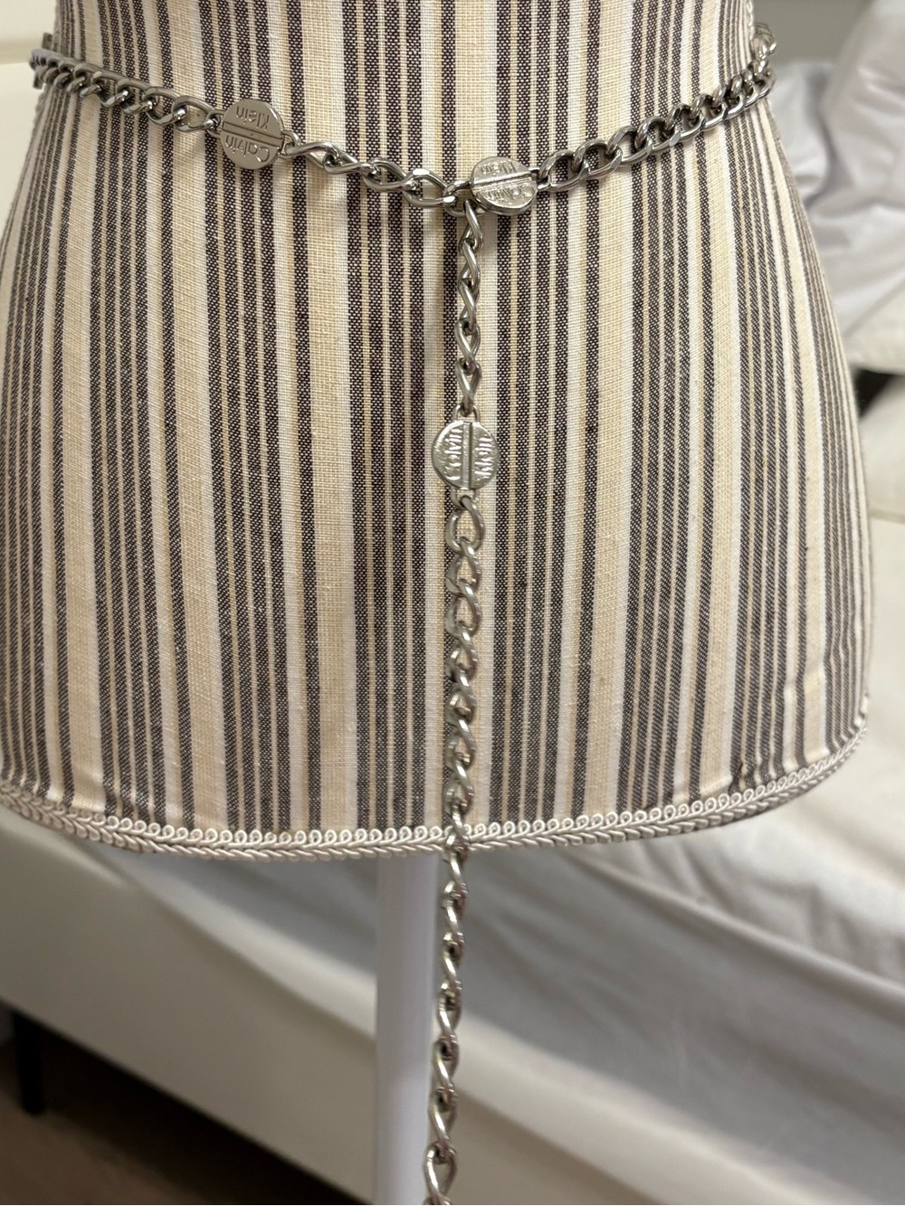 Calvin Klein Silver Chain-Link Waist Belt - Women Skirts Accessory sz S